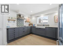 104 CINDY Avenue - 10