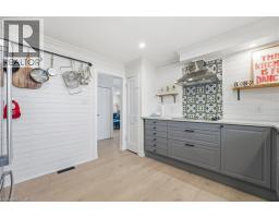 104 CINDY Avenue - 11