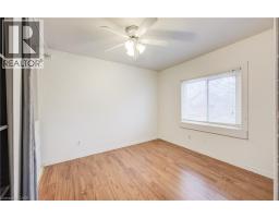 155 WELLINGTON Street N - 23