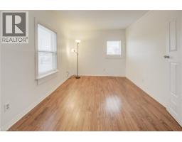 155 WELLINGTON Street N - 26