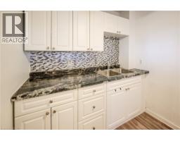 155 WELLINGTON Street N - 28