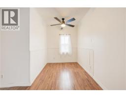 155 WELLINGTON Street N - 35