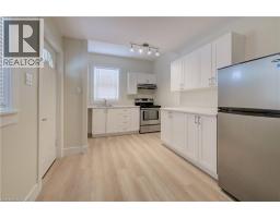 155 WELLINGTON Street N - 4