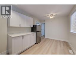 155 WELLINGTON Street N - 7