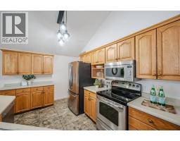 185 WESLEY Crescent - 11