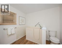 185 WESLEY Crescent - 16