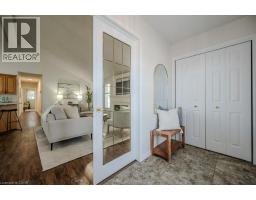 185 WESLEY Crescent - 3