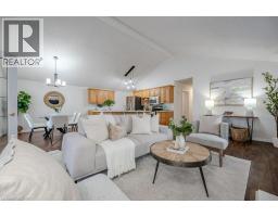 185 WESLEY Crescent - 6