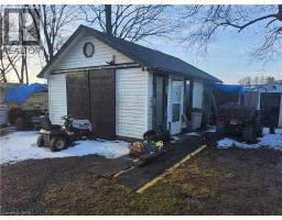 740 HILLCREST Road - 10