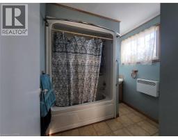 740 HILLCREST Road - 7