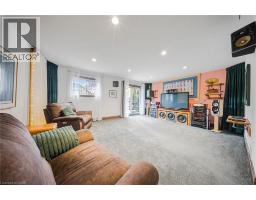 11 RENNER Drive - 30