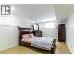 61 WAKE ROBIN Drive - 20