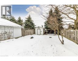 61 WAKE ROBIN Drive - 31