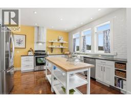 250 OLD ONONDAGA Road E - 18