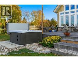 250 OLD ONONDAGA Road E - 40