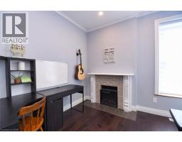 111 DRUMMOND Street - 12