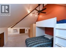 111 DRUMMOND Street - 19