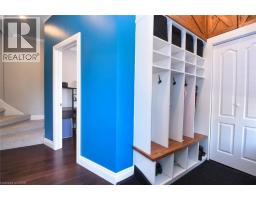 111 DRUMMOND Street - 4