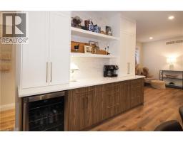 238 EAGLE Street S - 18