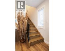 238 EAGLE Street S - 20