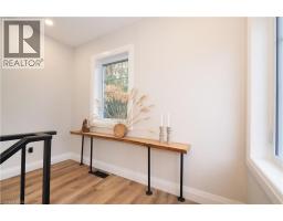 238 EAGLE Street S - 21