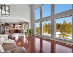 510 FOREST GATE Crescent - 1