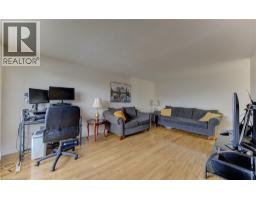 4 AVALON Place UnitNo. 103 - 18