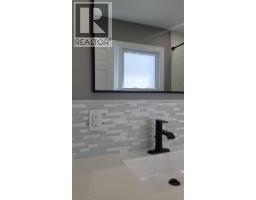 96 ORCHARD Avenue - 32