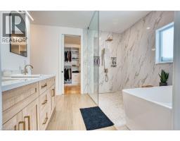 1034 WALTON Avenue N - 29