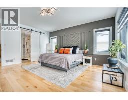 1034 WALTON Avenue N - 36