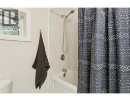 132 QUEEN Street W - 42