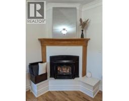 132 QUEEN Street W - 48