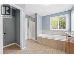 254 KERWOOD Drive - 22