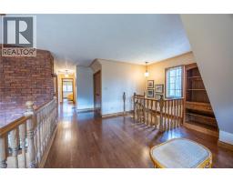 21 MCDOWELL Road W - 35