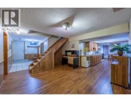 21 MCDOWELL Road W - 38