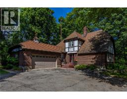 21 MCDOWELL Road W - 4