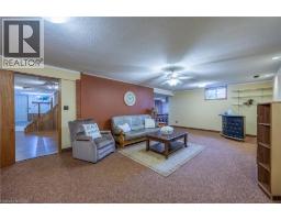 21 MCDOWELL Road W - 42