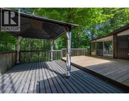 21 MCDOWELL Road W - 7