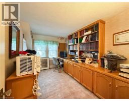 22 ORMOND Crescent - 21