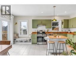 50 WELLINGTON Street - 12