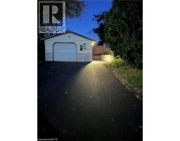 50 WELLINGTON Street - 23