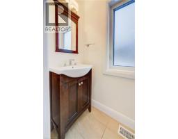 122 BELMONT Avenue - 26