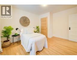 122 BELMONT Avenue - 42