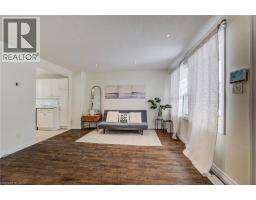 164 JANSEN Avenue UnitNo. 15 - 10