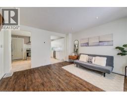 164 JANSEN Avenue UnitNo. 15 - 11