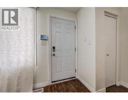 164 JANSEN Avenue UnitNo. 15 - 5