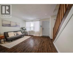 164 JANSEN Avenue UnitNo. 15 - 6