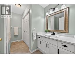 20 COURTLAND Drive UnitNo. 2 - 15