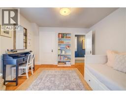 8 LOWREY Avenue S - 33