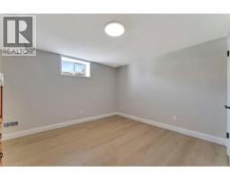 107 FORBES Crescent - 32